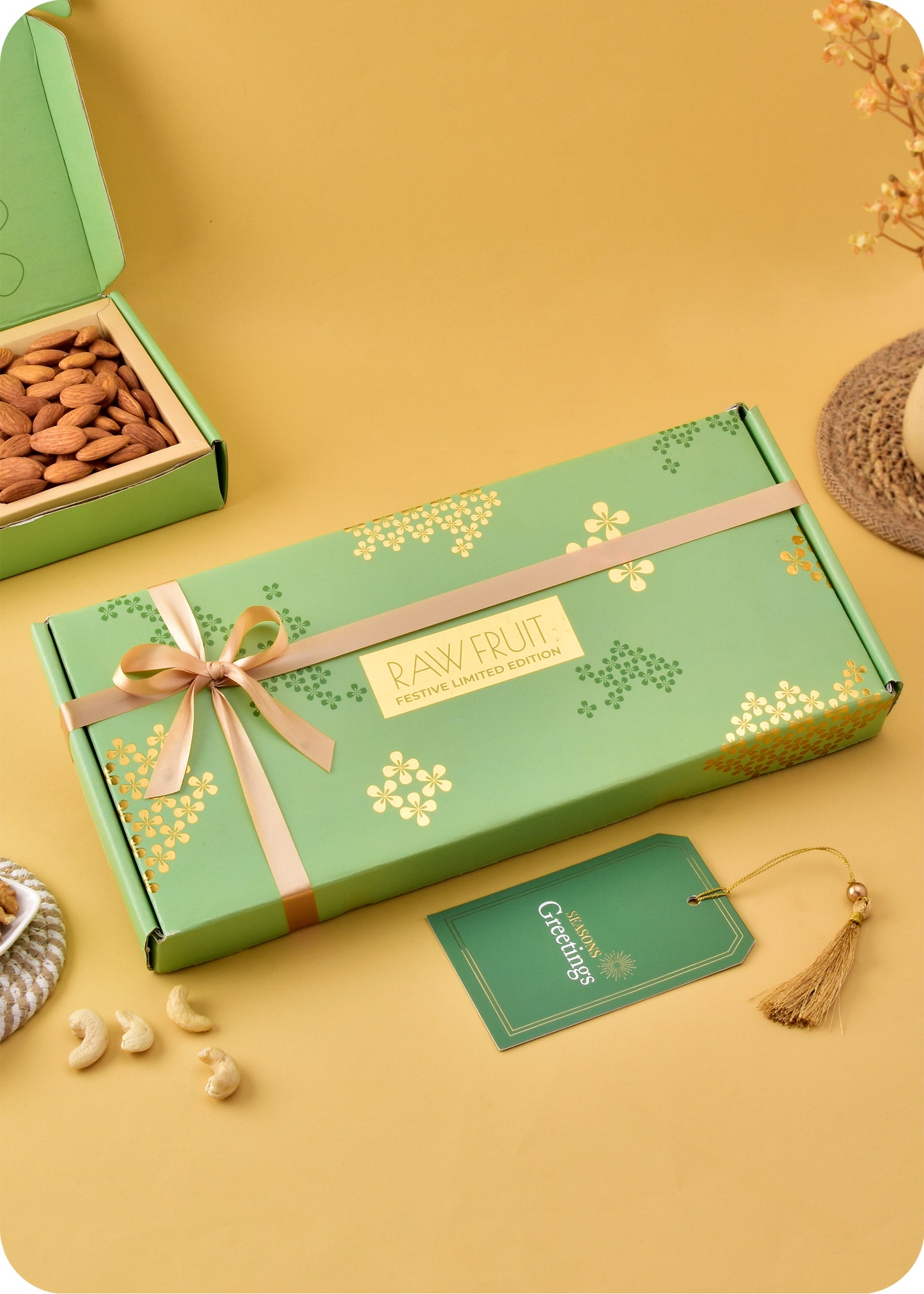 Dry Fruit Box: Cahew Almond Walnuts