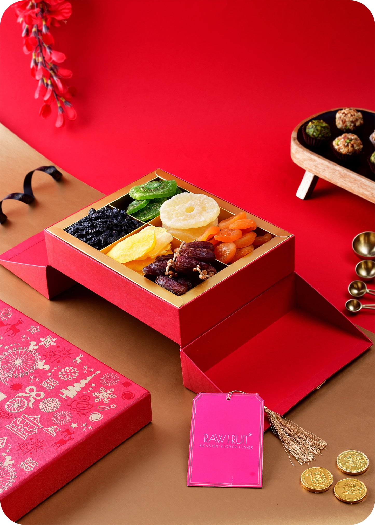 Tropical Dry Fruits Gift Box