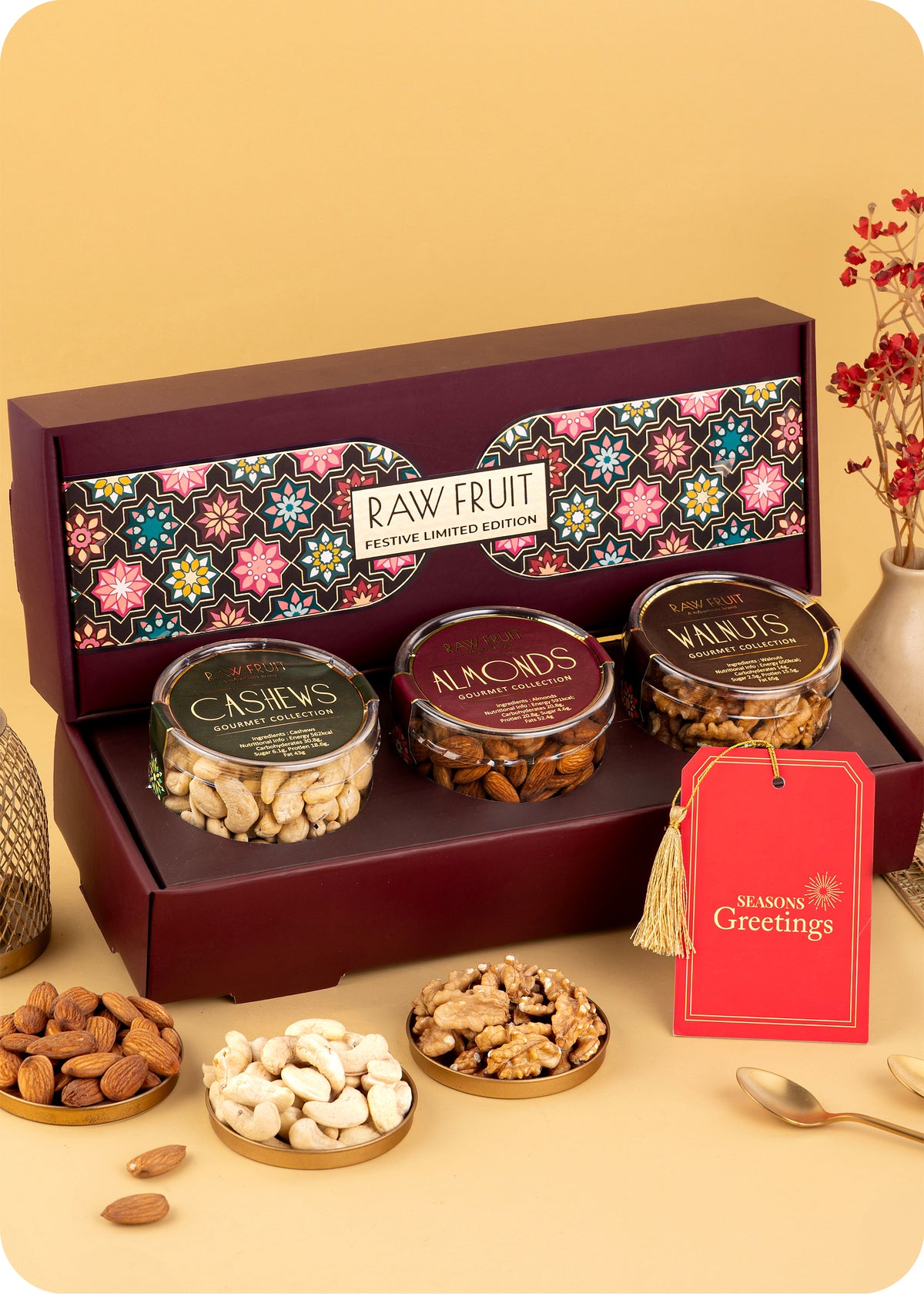 Festive Delight Gift Box Cashews, Almonds & Walnuts