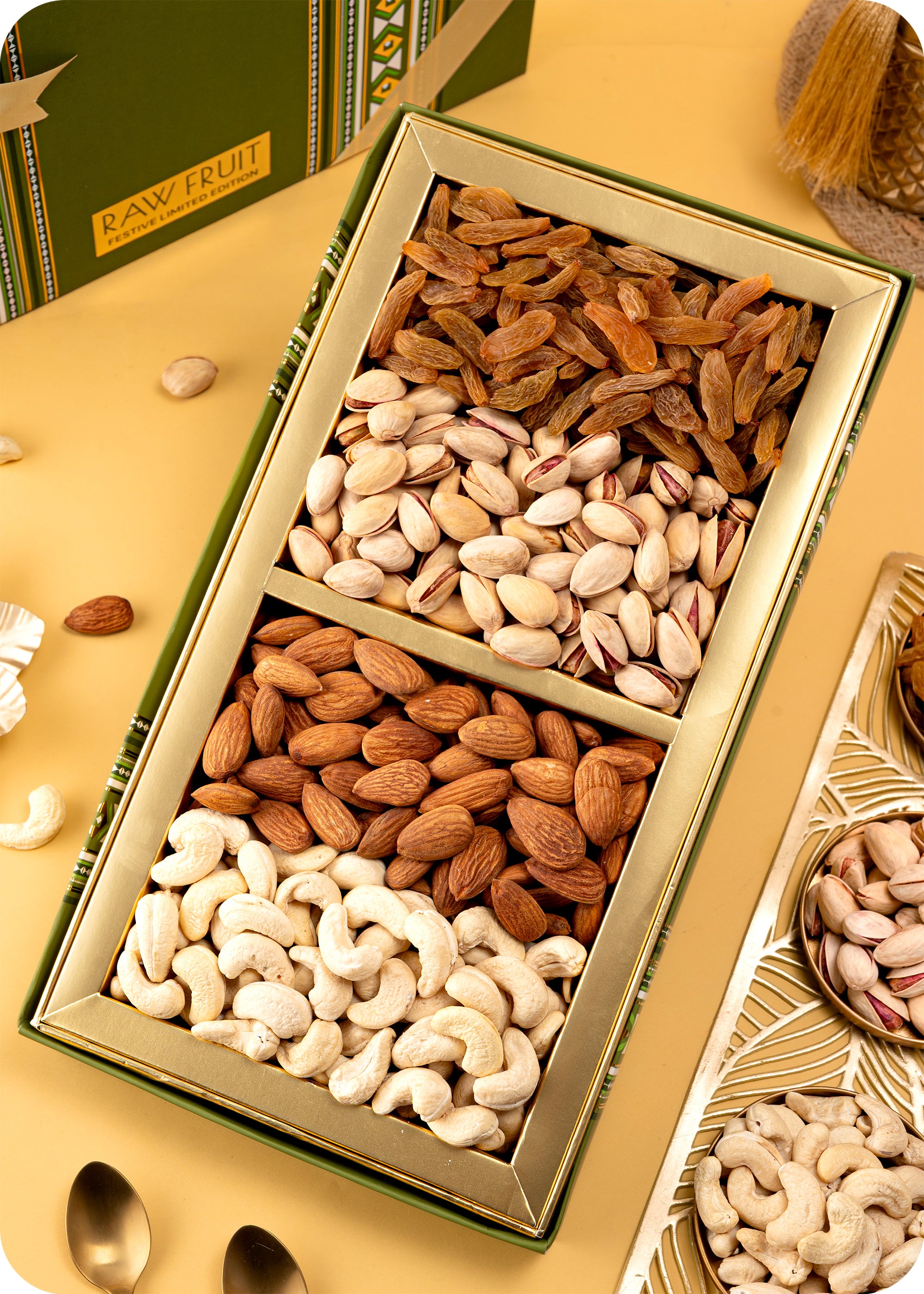 Festive Treat: Pack of 4 Dry Fruits with Rakhi