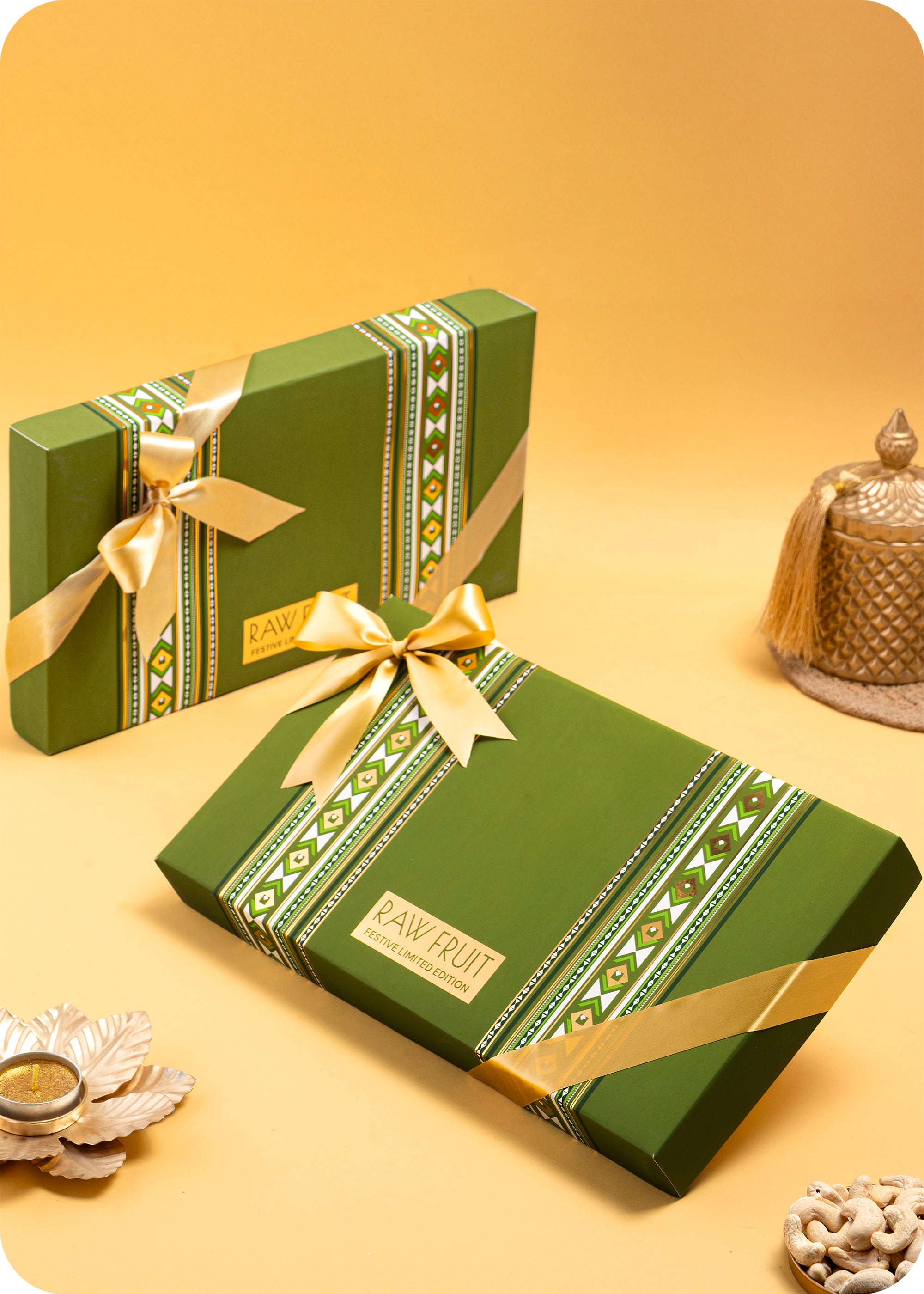 Festive Treat: Pack of 4 Dry Fruits with Rakhi