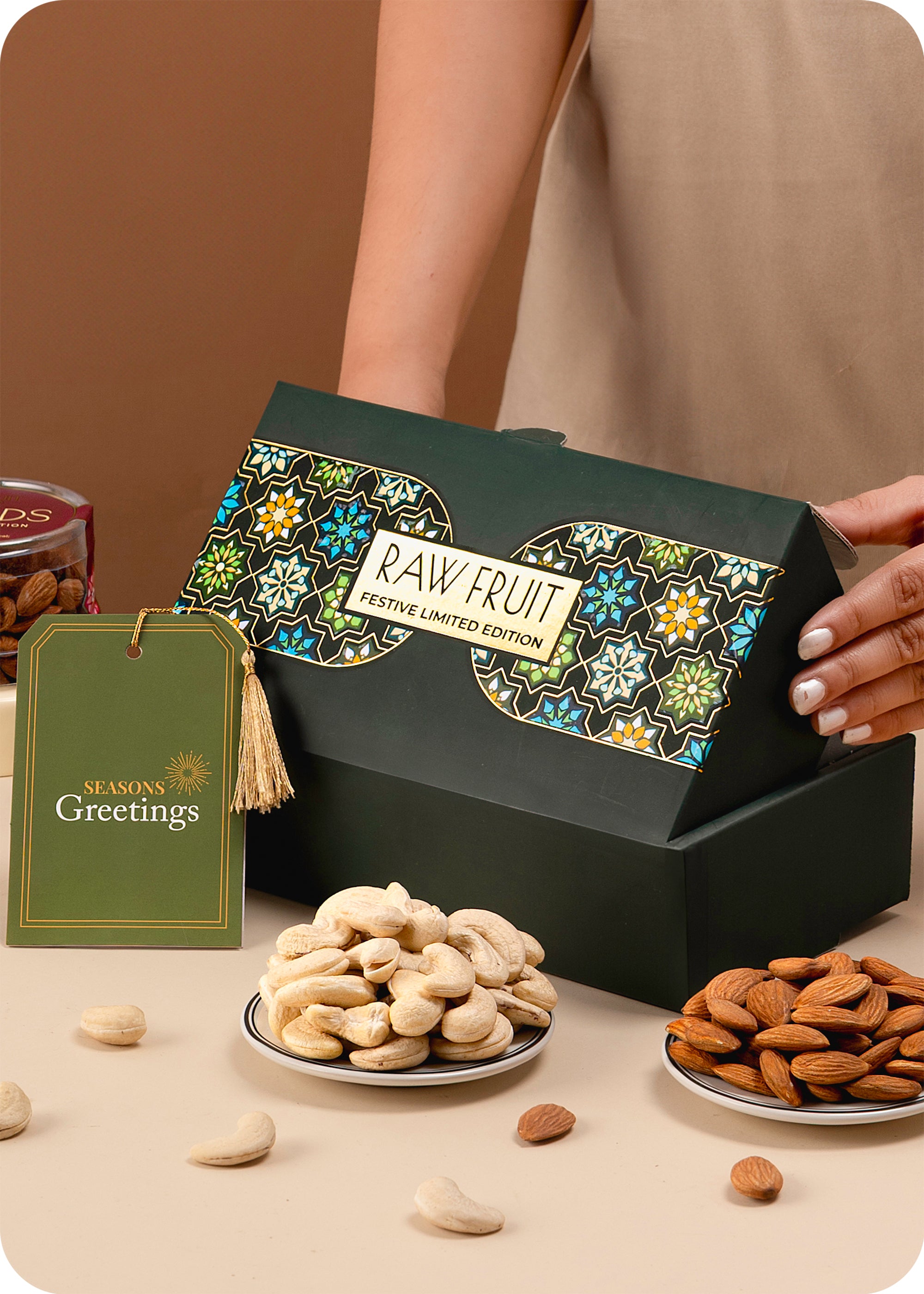 Bhai Dooj Dry Fruits Gifts: Cashews, Almonds