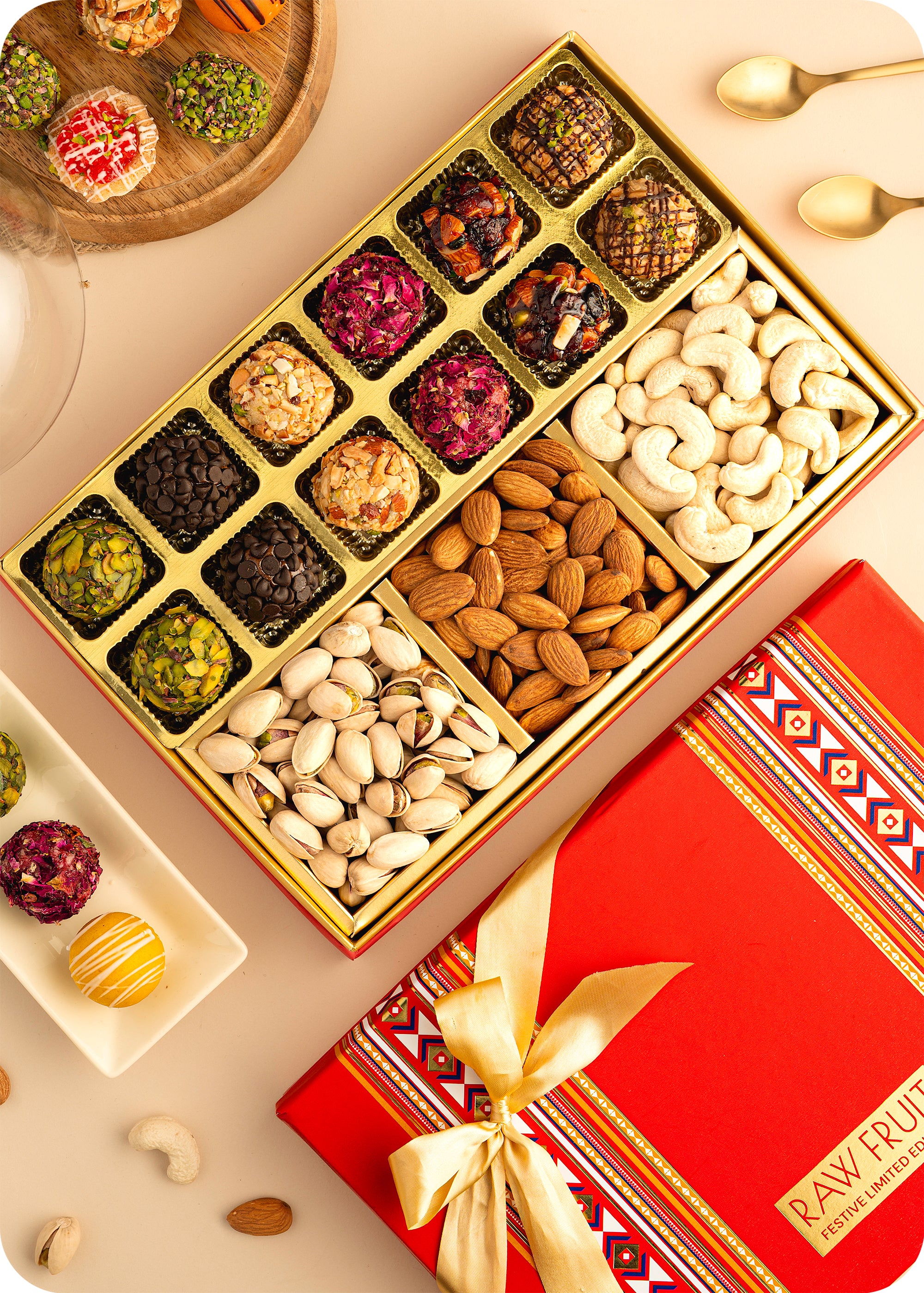 Diwali Sweets Gift Pack : Artisanal Ladoo and Dry Fruits