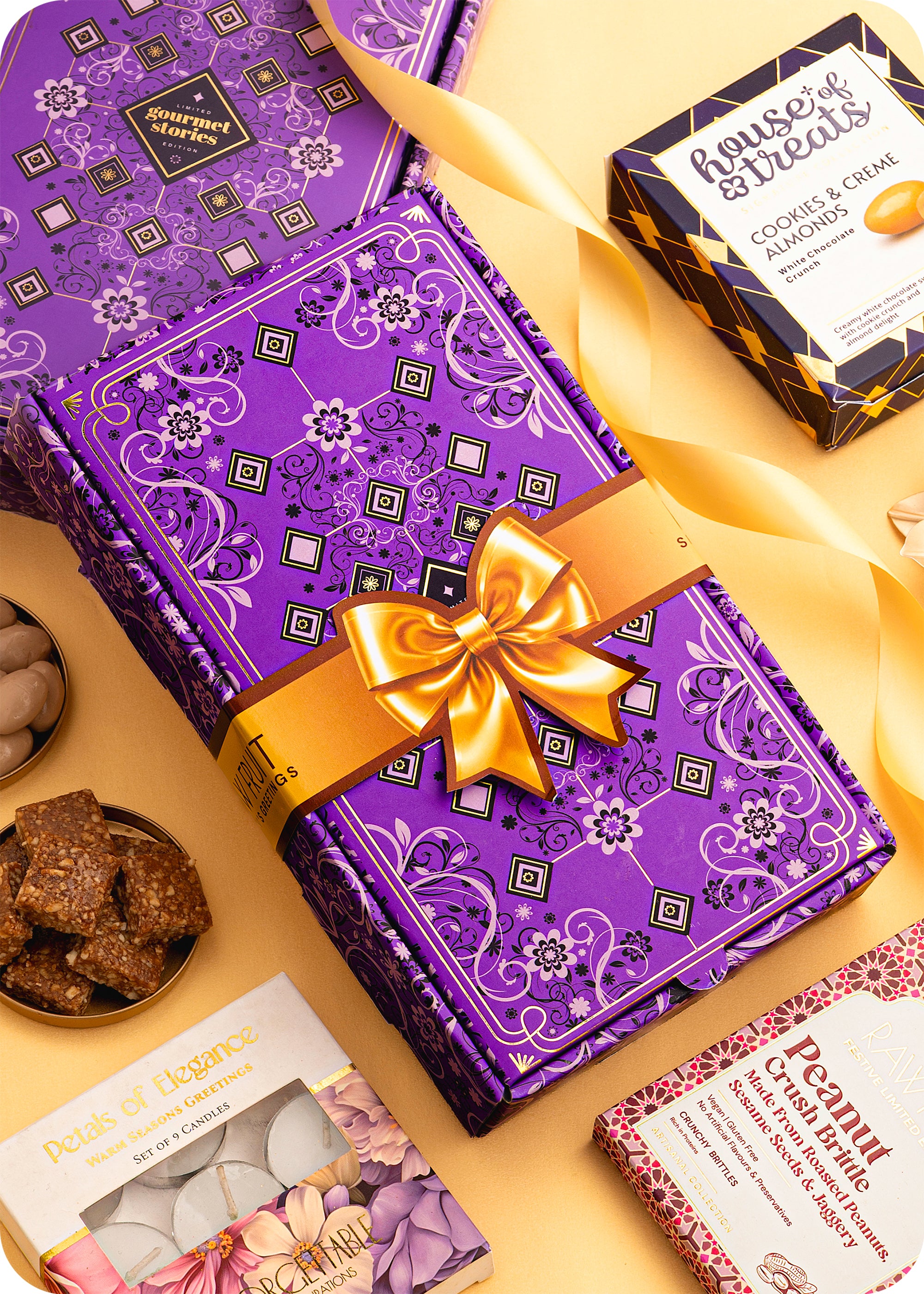 Diwali Treats Gift Box : Brittle, Dragees & Tea Light Set
