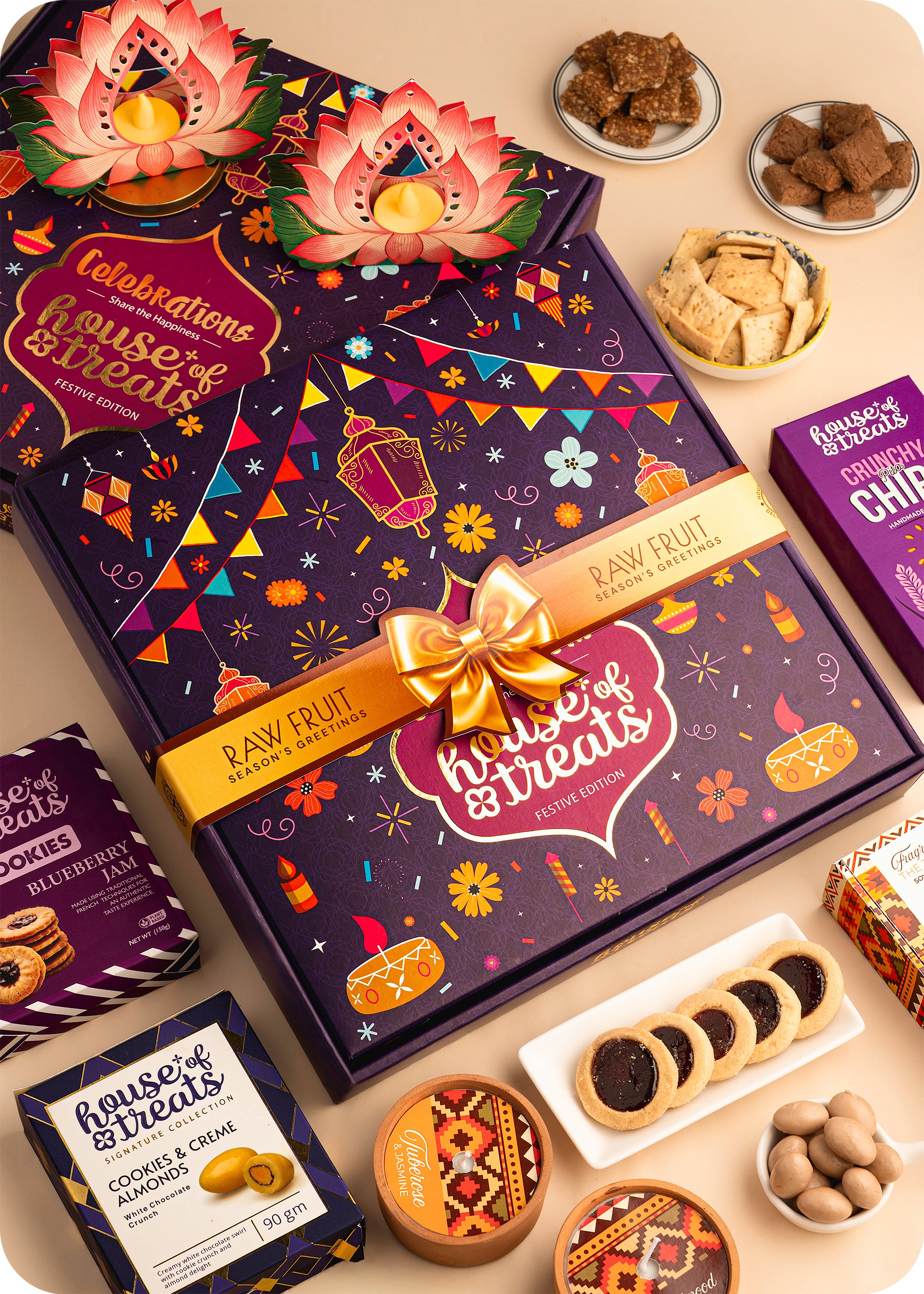Festive Diwali Gift Hamper : Gourmet Snacks, Fragnance Decor & Festive Lights