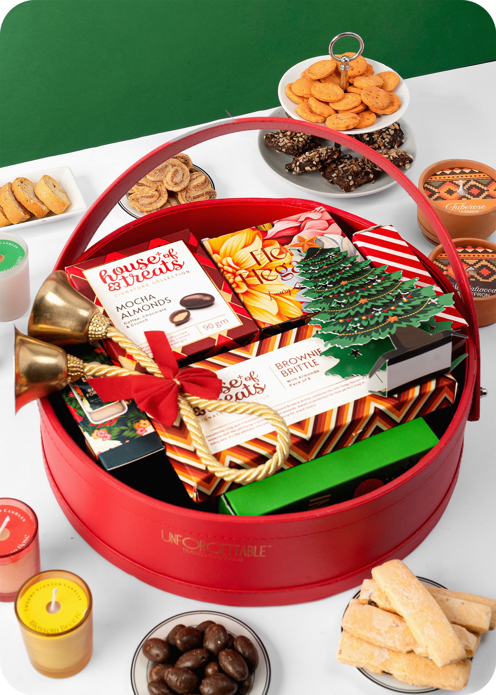 Christmas Gourmet Hamper: Nutty Brittles, Cookies, Candles