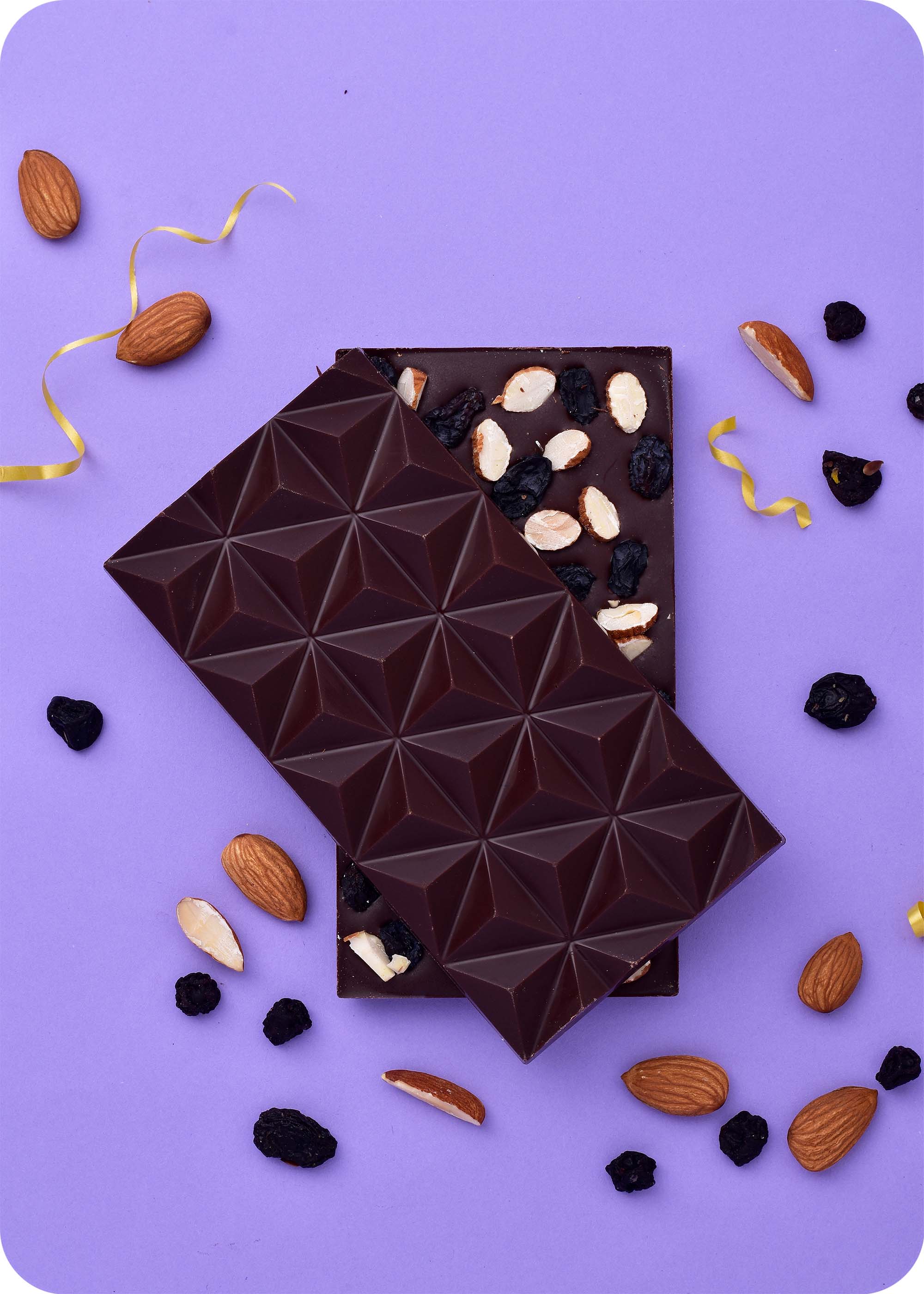 Fruit & Nuts Chocolate Bar