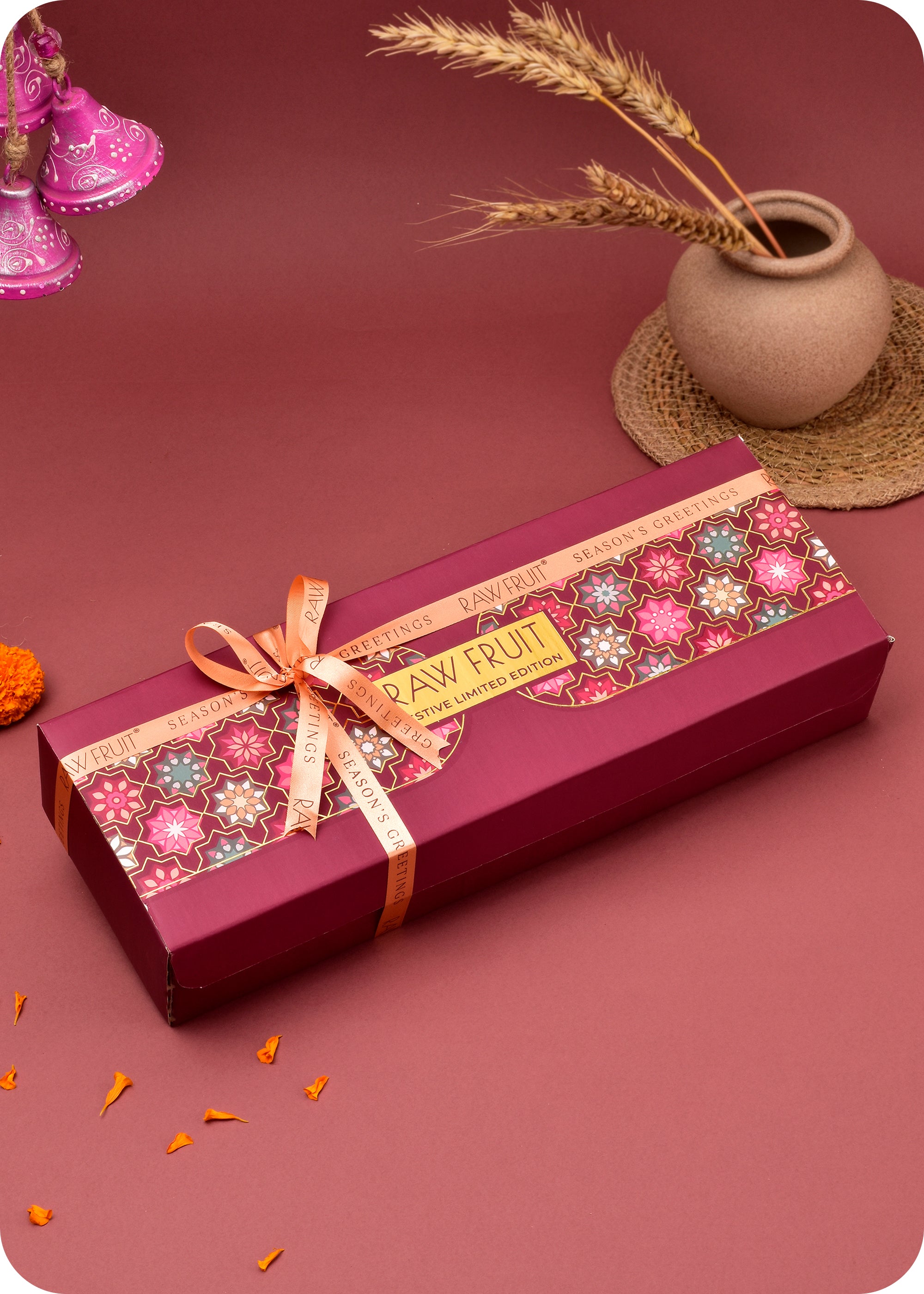 Traditional Diwali Gift Pack: Dry Fruits & Wooden Candle Stands