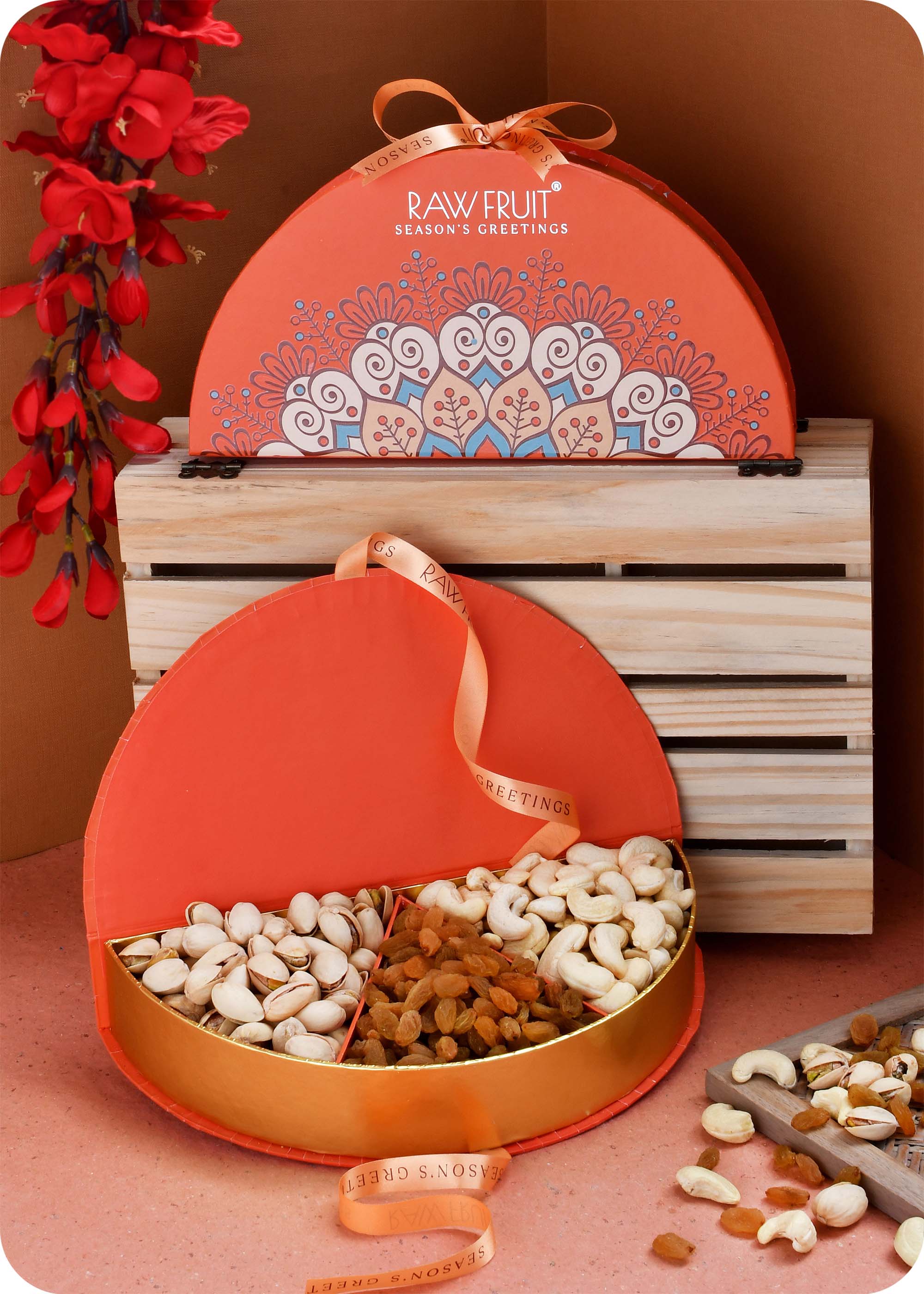 Dry Fruits Gift Pack : Cashews, Pistachios, Raisins