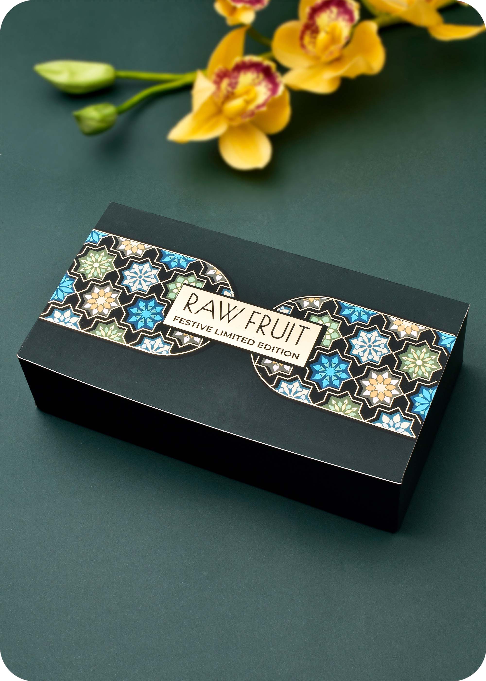 Chocolate Bar with Dry Fruits Pack